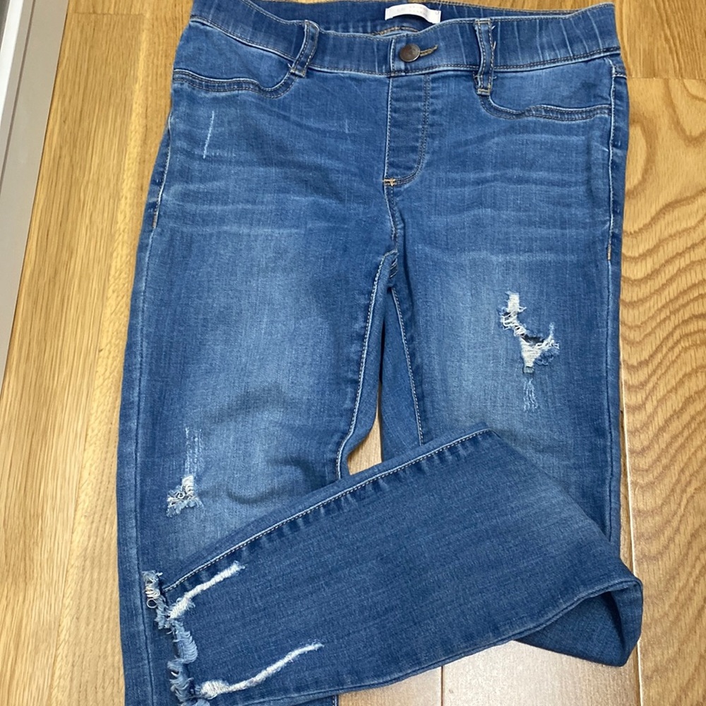 Lauren Conrad distressed jeggings